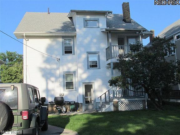 2nd image of 1620-1622 Waterbury Rd