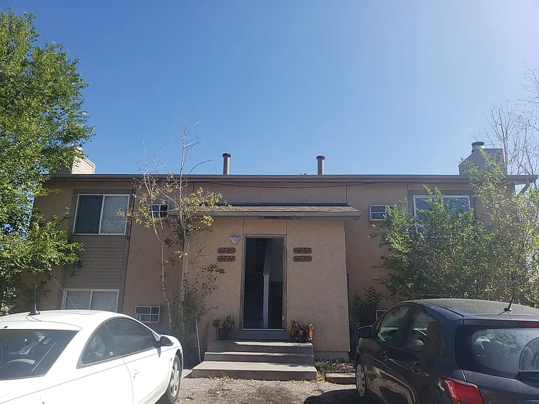 6729 Pahokee Ct — Photo 1