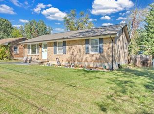 2441 Meadowbrook Rd NW, Roanoke, VA 24017