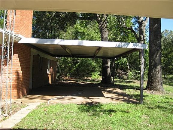 4th image of 536 County Road 2115