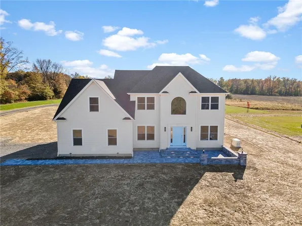 49 Malloy Road, Wallkill, NY 12589