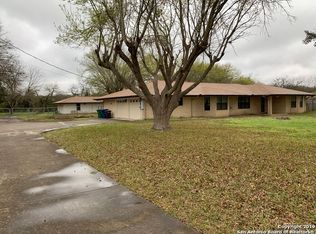 9520 Rochelle Rd, San Antonio, TX 78240