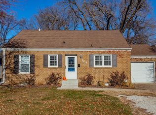 709 Ashworth Rd, West Des Moines, IA 50265