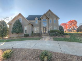 18002 Lochcarron Ln, Cornelius, NC 28031