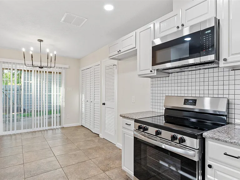 9308 Tooley Dr — Photo 11