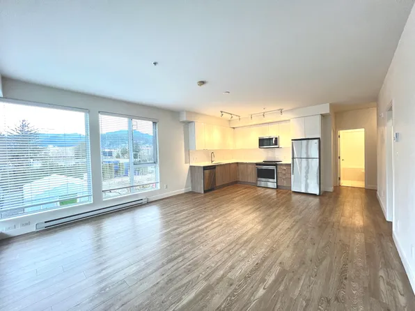 37881 Cleveland Ave, Squamish, BC V8B 0S8