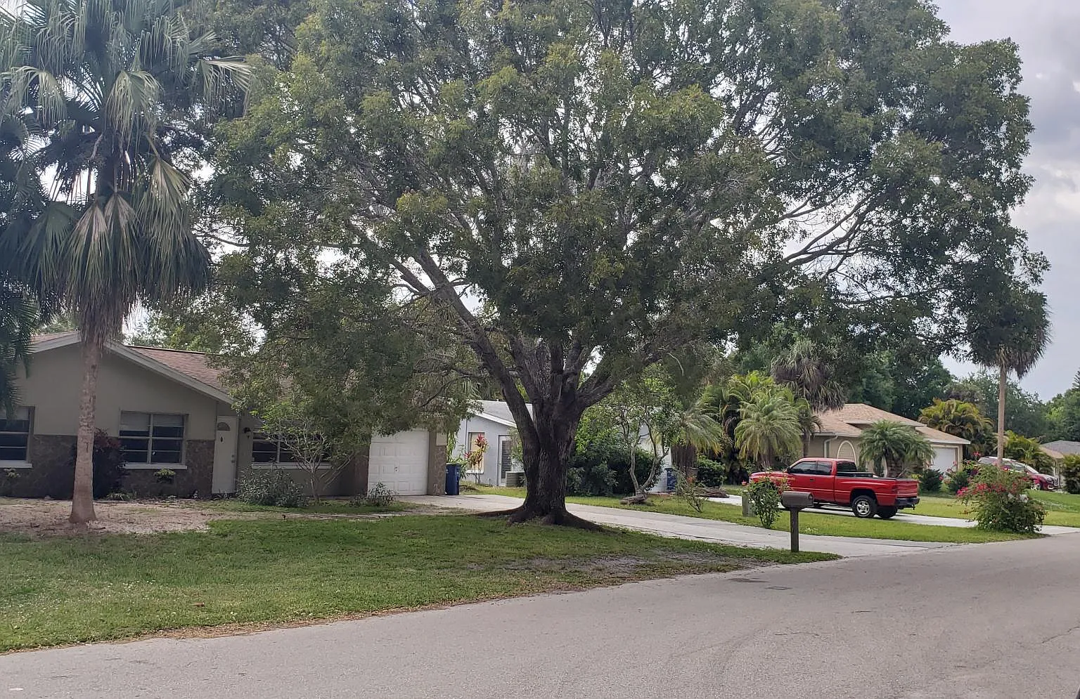 1591 Sunkist Way — Photo 1