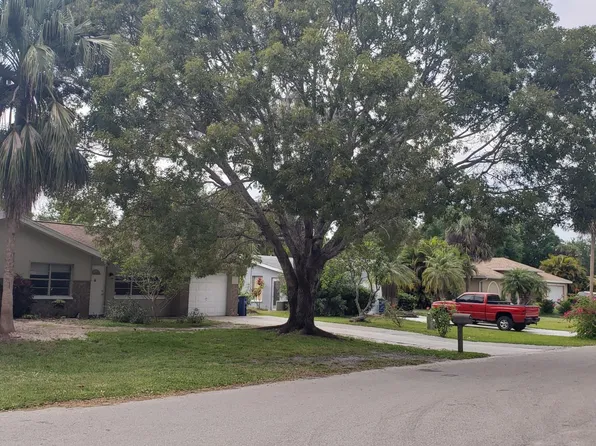 1591 Sunkist Way, Fort Myers, FL 33905