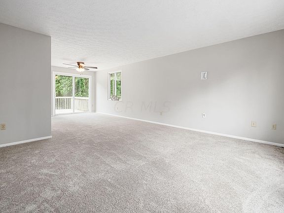 4th image of 6441 Goldfinch Dr