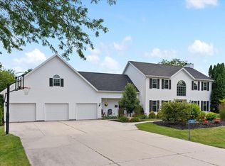 5255 Silver Fox Run, Sheboygan, WI 53083