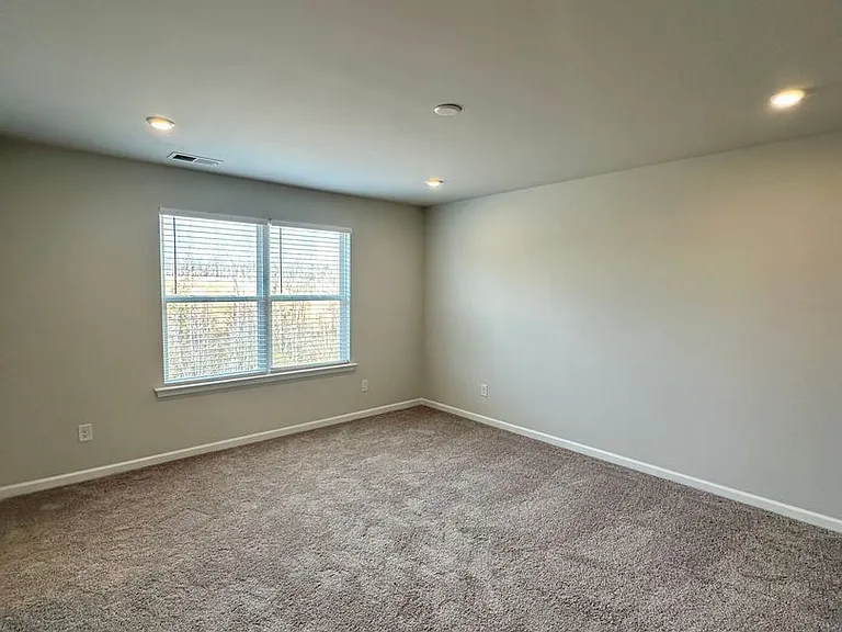 2123 Lavender Meadows Ct — Photo 15