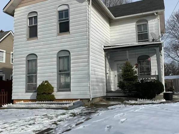 3807 W 36th St, Cleveland, OH 44109