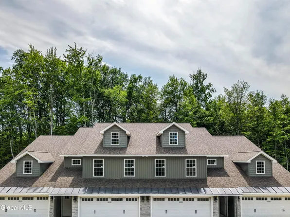 143 Carriage Boulevard, Rotterdam, NY 12306