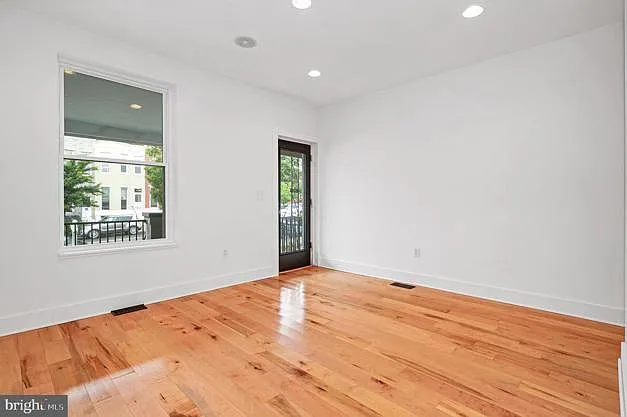 3513 Chestnut Ave — Photo 18