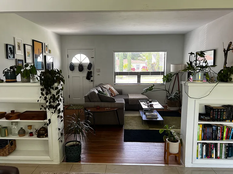 5758 SW 27th St — Photo 7