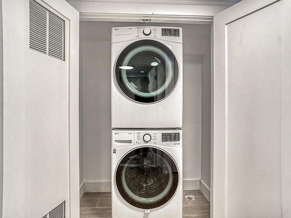 3rd image of 19 N Harrison St #112