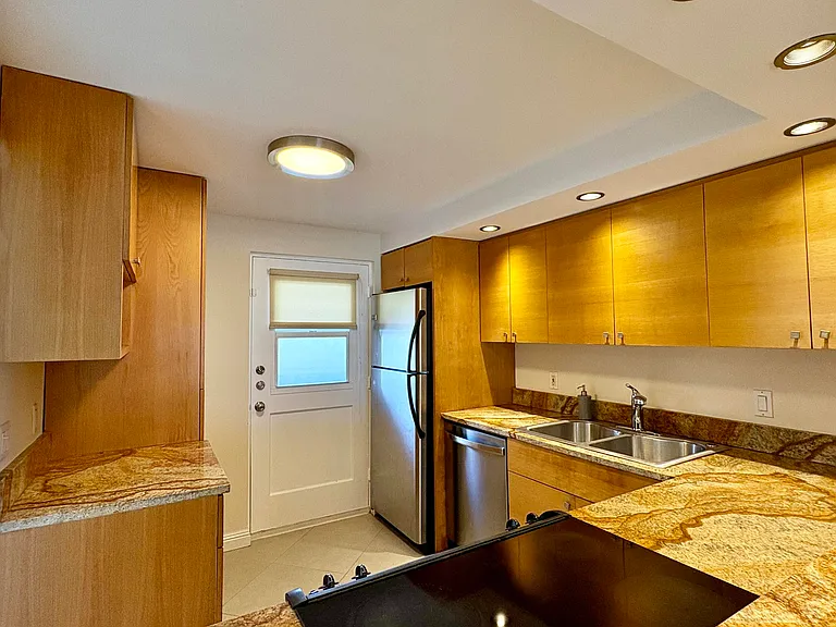 5700 NW 2nd Ave #203 — Photo 8