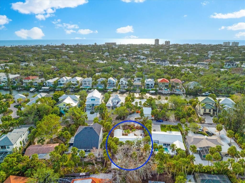 5019 Commonwealth Dr, Sarasota, FL - View 2