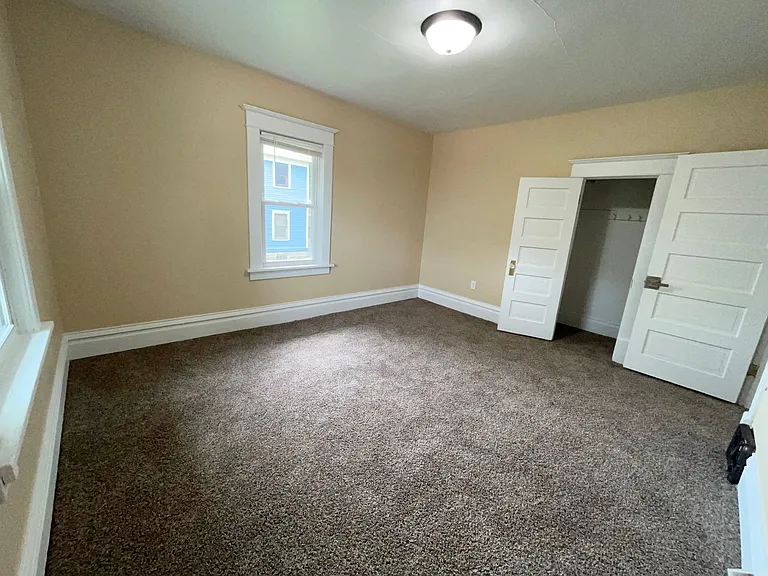 223 N Minnesota Ave — Photo 21