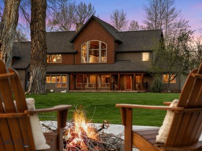 624 Rocking Horse Dr, Bozeman, MT, 59718