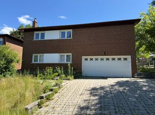 23 Beardmore Cres #BASEMENT, Toronto, ON M2K 2P3