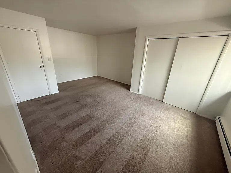 22 Carriage House Rd #21 — Photo 5