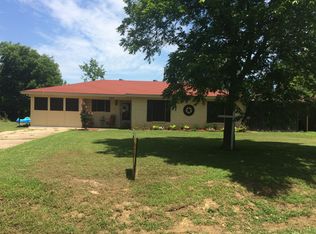 635 Mowery St, Blossom, TX 75416