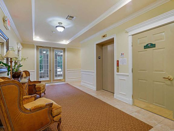 5th image of 416 Sophee Ln #1000