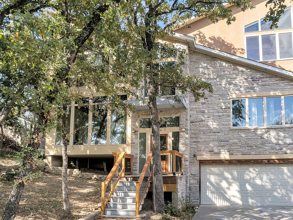 1st image of 2307 Westwood Dr