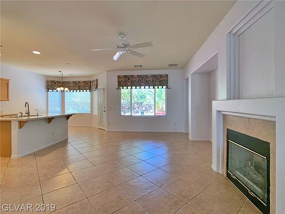 2nd image of 2549 Ivoryhill St