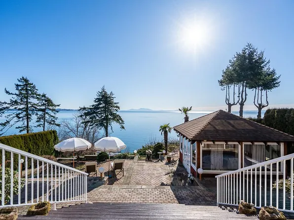 13158 13th Ave, Surrey, BC V4A 1B8