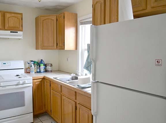 2nd image of 274 N Brow St APT 5