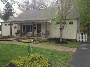 121 Cherry Rd, Berea, KY 40403