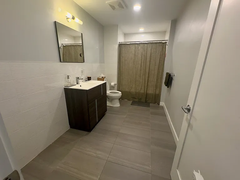 3 Ward St #302 — Photo 20