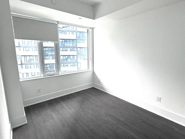 470 Front St W #1309 — Photo 9