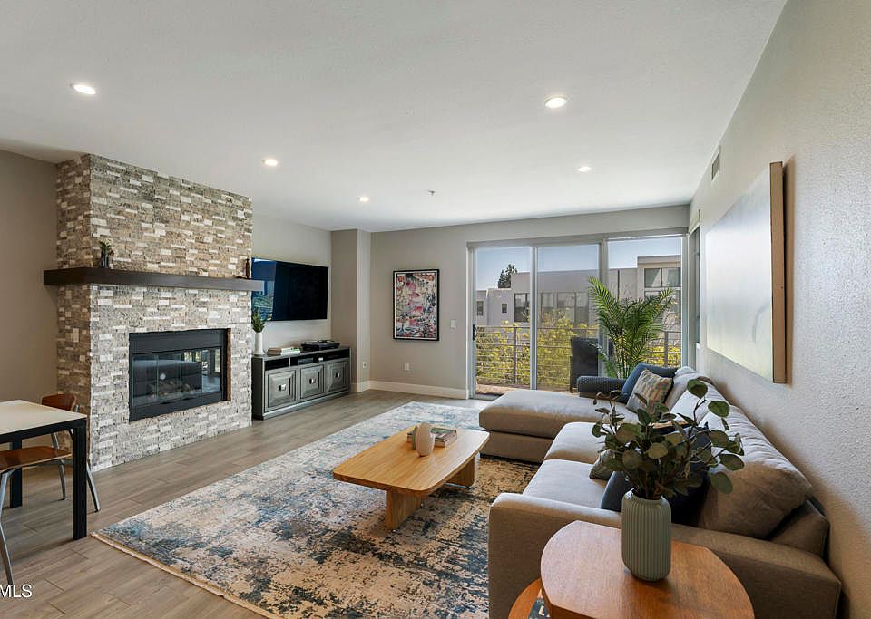 1st image of 111 S De Lacey Ave Unit 304