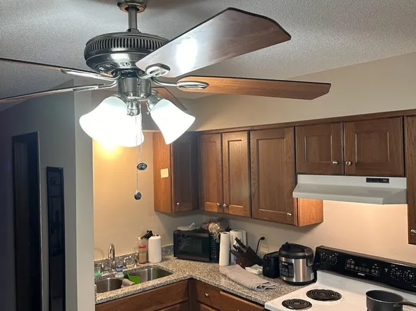 507 Columbus Ave N #3, New Prague, MN 56071