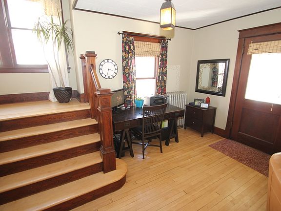 3rd image of 618 Beechwood Ave