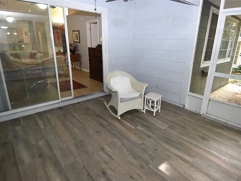 4941 SW 10th Ln — Photo 30