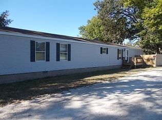 3 Middle Dam Rd, Pana, IL 62557