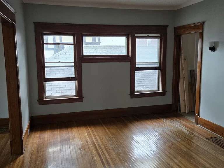 918 Walnut St #2 — Photo 4