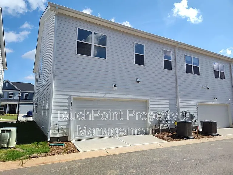 5821 Wentwood Ct — Photo 28