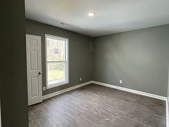 5th image of 5006 17th Ave