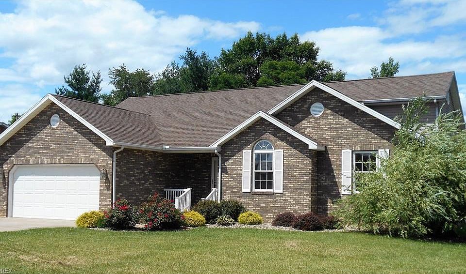 80 Dover Dr. Mineral Wells, WV