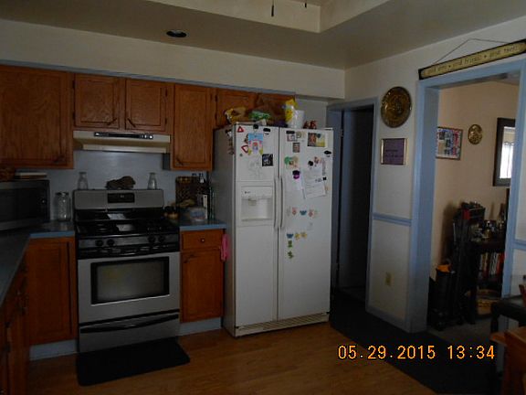 4th image of 373 Lehigh Avenue