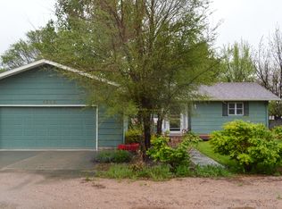 1353 16th St, Mitchell, NE 69357