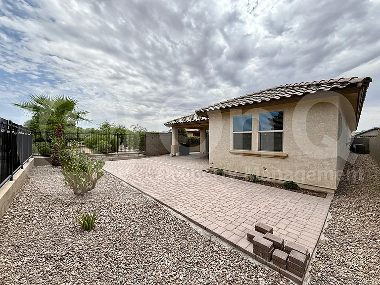 41362 W Carlisle Ln — Photo 23