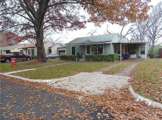 853 Edgefield Rd, Fort Worth, TX 76107