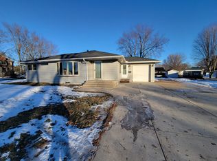 401 2nd Ave SW, New Prague, MN 56071