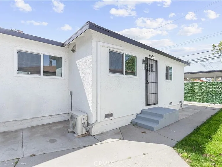 6525 Ajax Ave — Photo 2